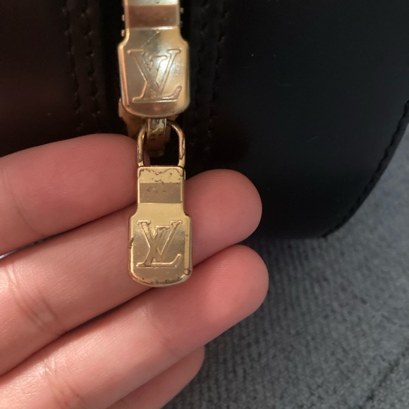 Vintage Authentic Louis Vuitton Jasmin Bag - Picture 13 of 15